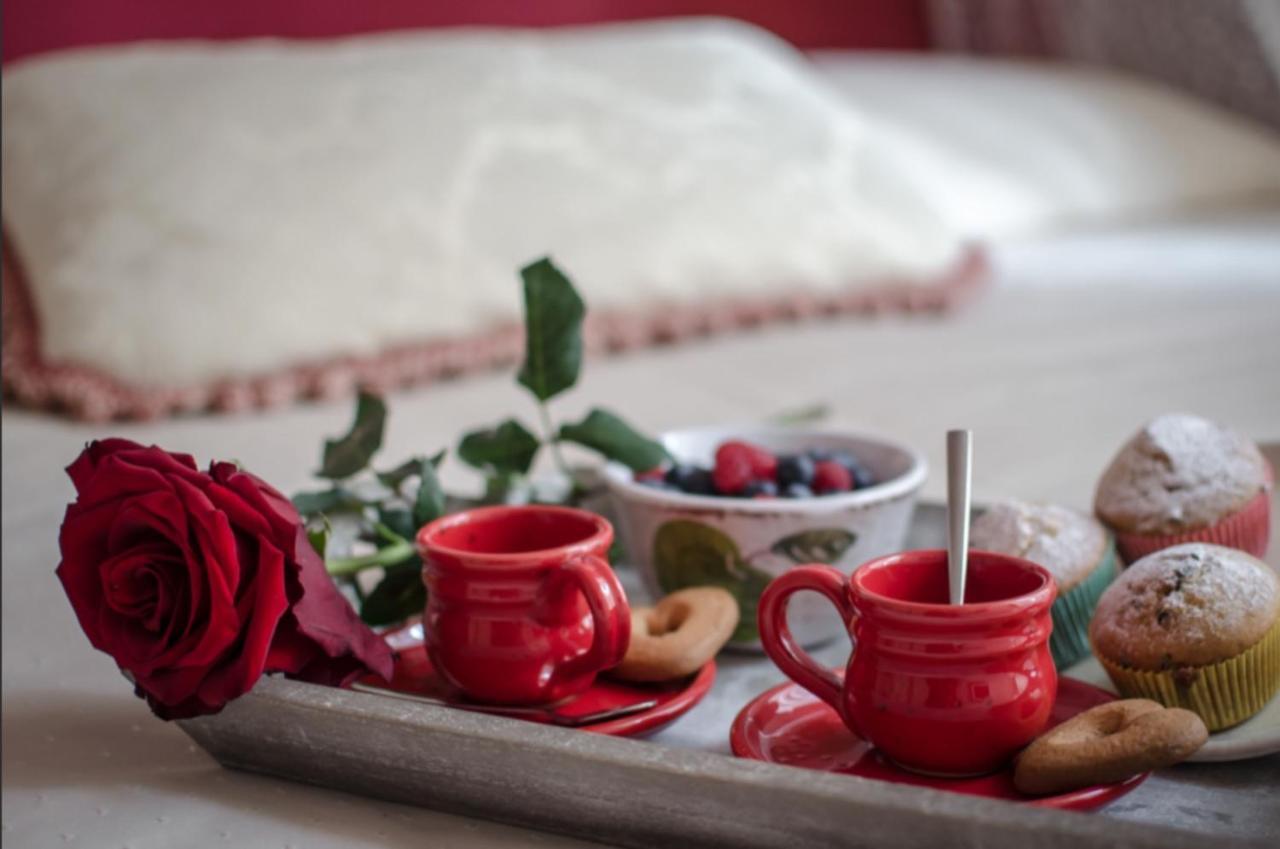 Il Sole Antico Bed & Breakfast Viareggio Dış mekan fotoğraf